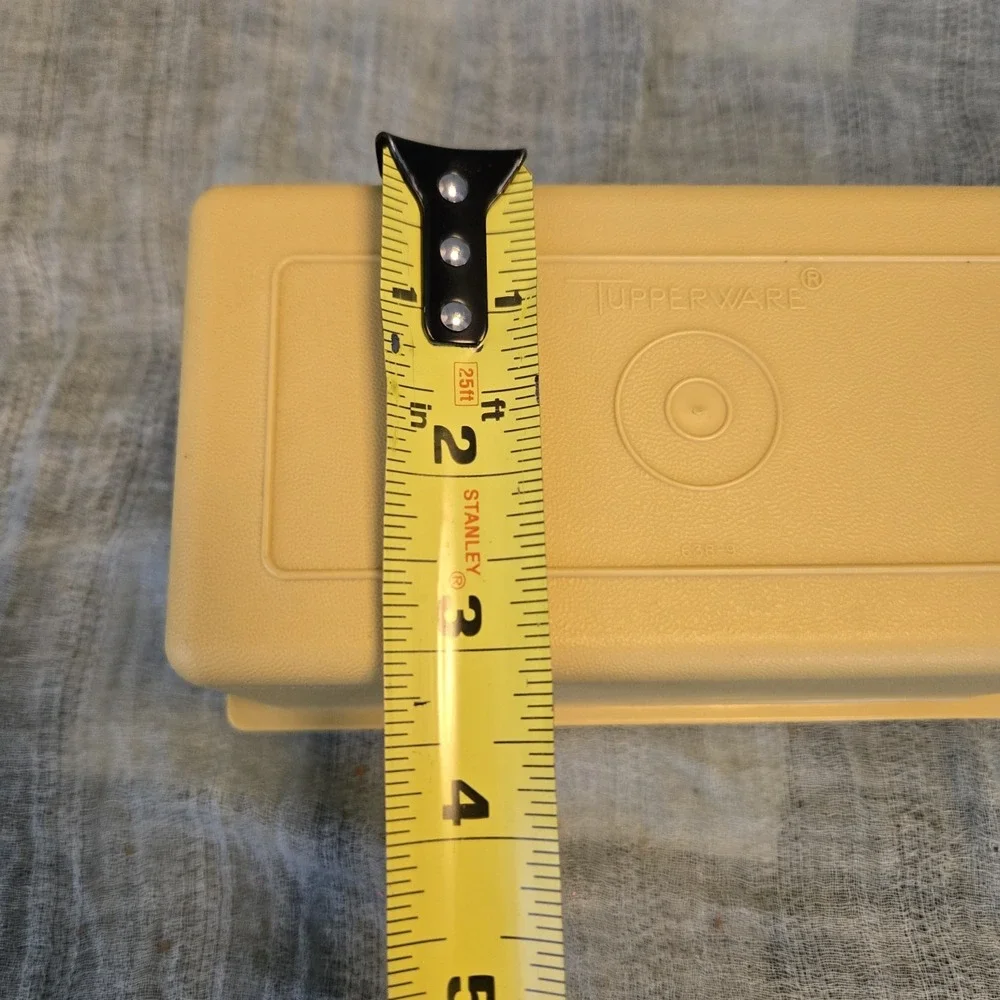 Vintage Tupperware Butter Keeper Dish Harvest Gold‎ Lid Beige Base